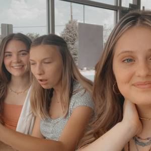 Meet your Posher, Brooklyn